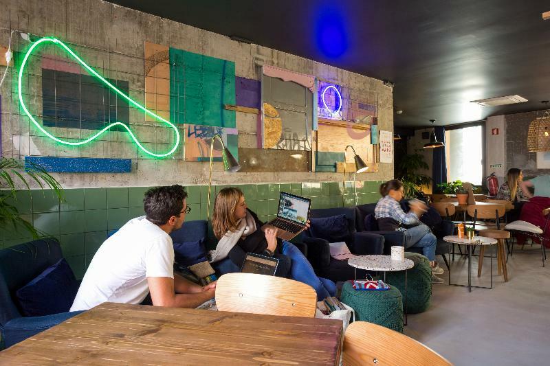 Selina Secret Garden Hostel Lissabon