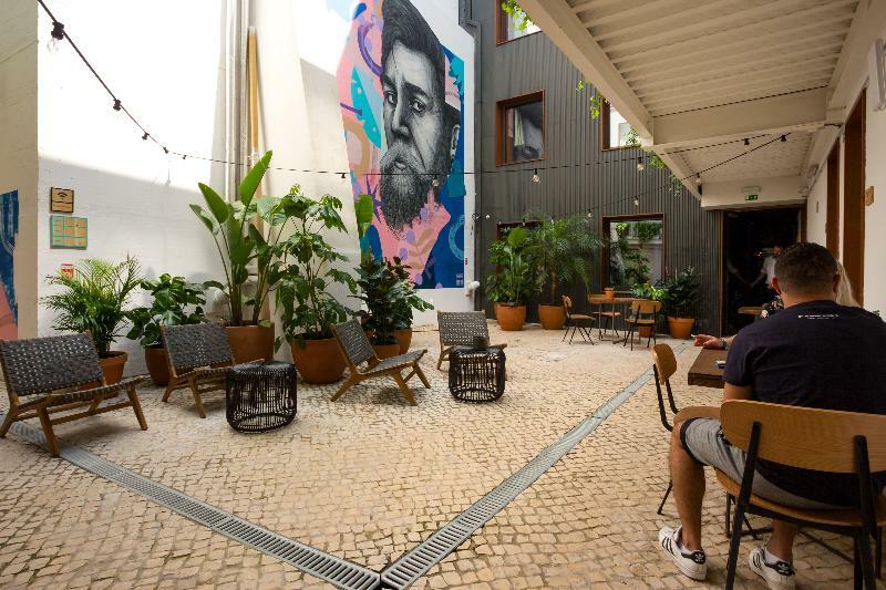 Hostel Selina Secret Garden Lissabon